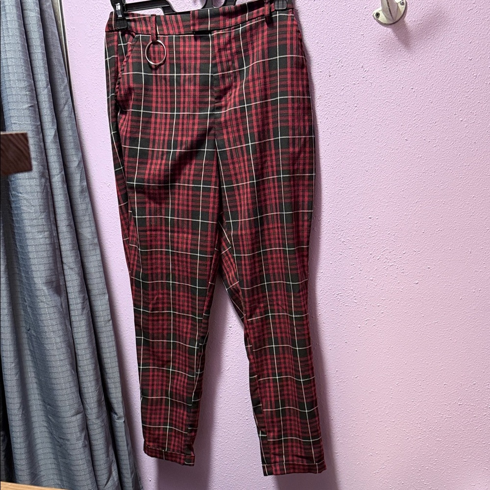 Hot topic Plaid Men's Pants in Red and Black